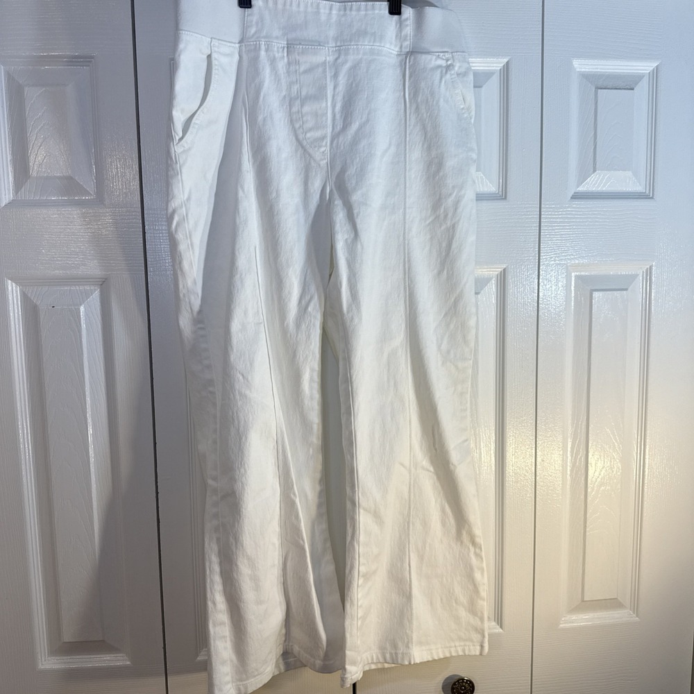 DG2 by Diane Gilman‎ Stretch Denim Comfort Waist Bootcut Jean White Women's PL